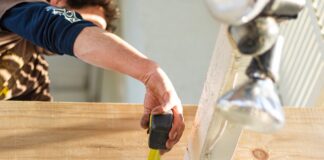 Jak dobrać stolarkę okienną i drzwiową do swojego domu?