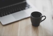 Czy można pracować 11 godzin dziennie?